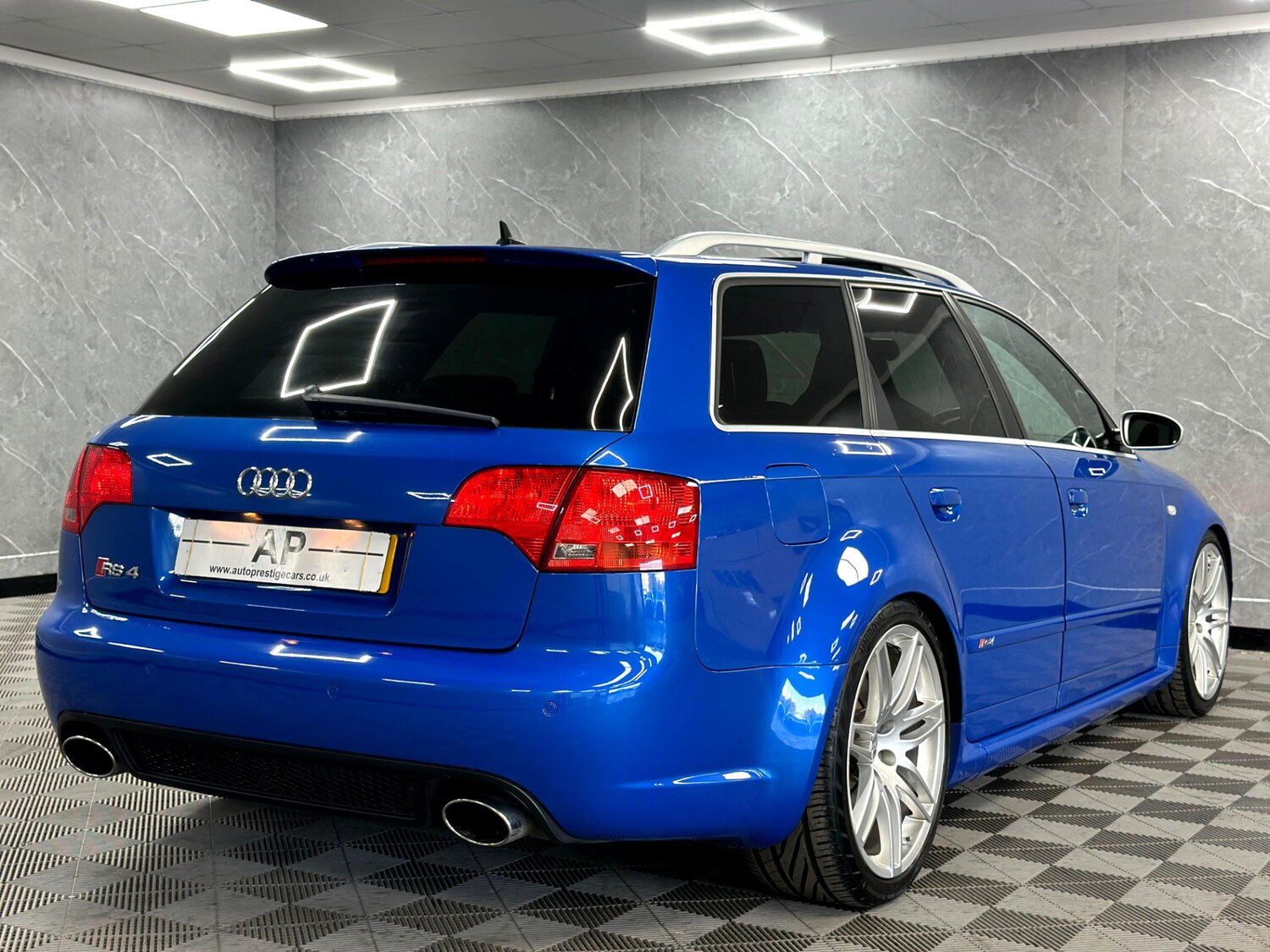 Used Audi RS4 2006 for sale - 76018271: Photo 34