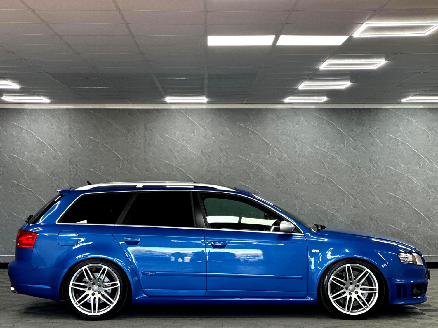 Used Audi RS4 2006 for sale - 76018271: Photo 46