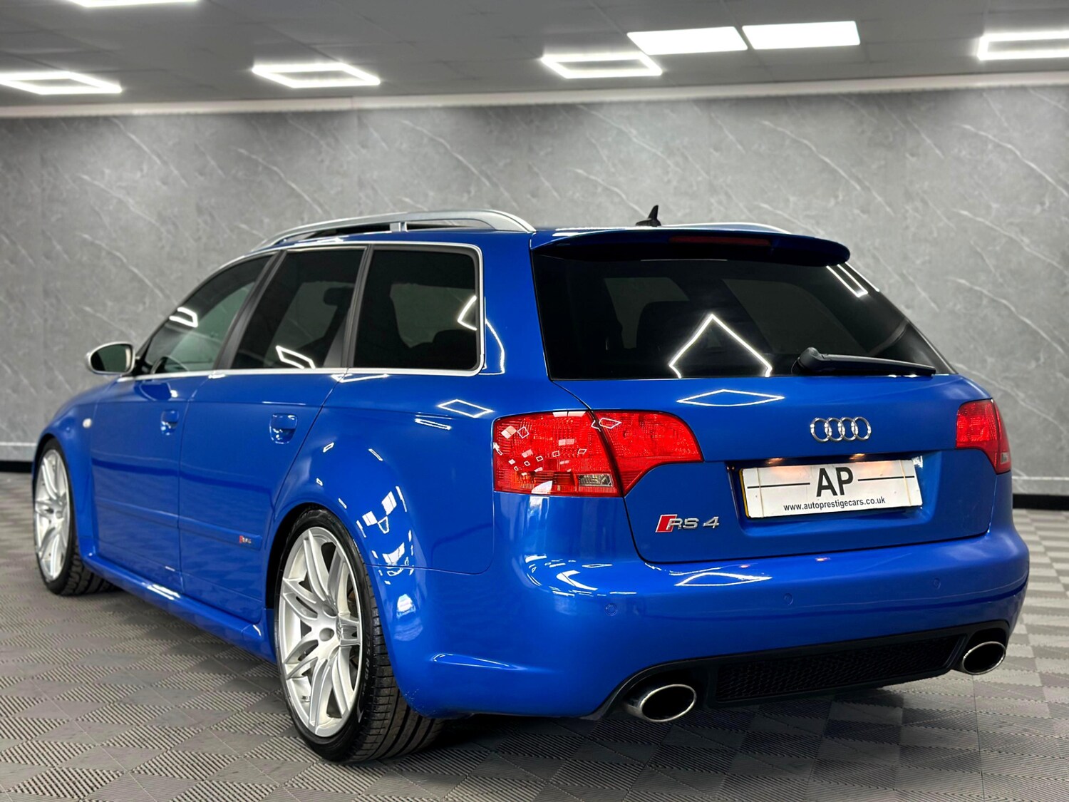 Used Audi RS4 2006 for sale - 76018271: Photo 54