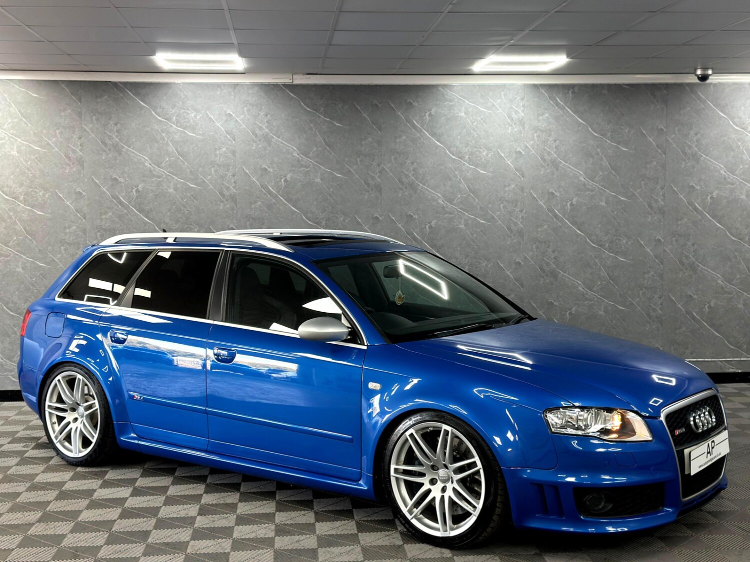 Used Audi RS4 2006 for sale - 76018271: Photo 55