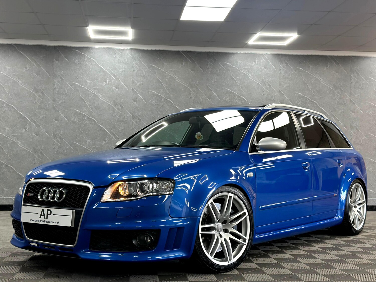 Used Audi RS4 2006 for sale - 76018271: Photo 56
