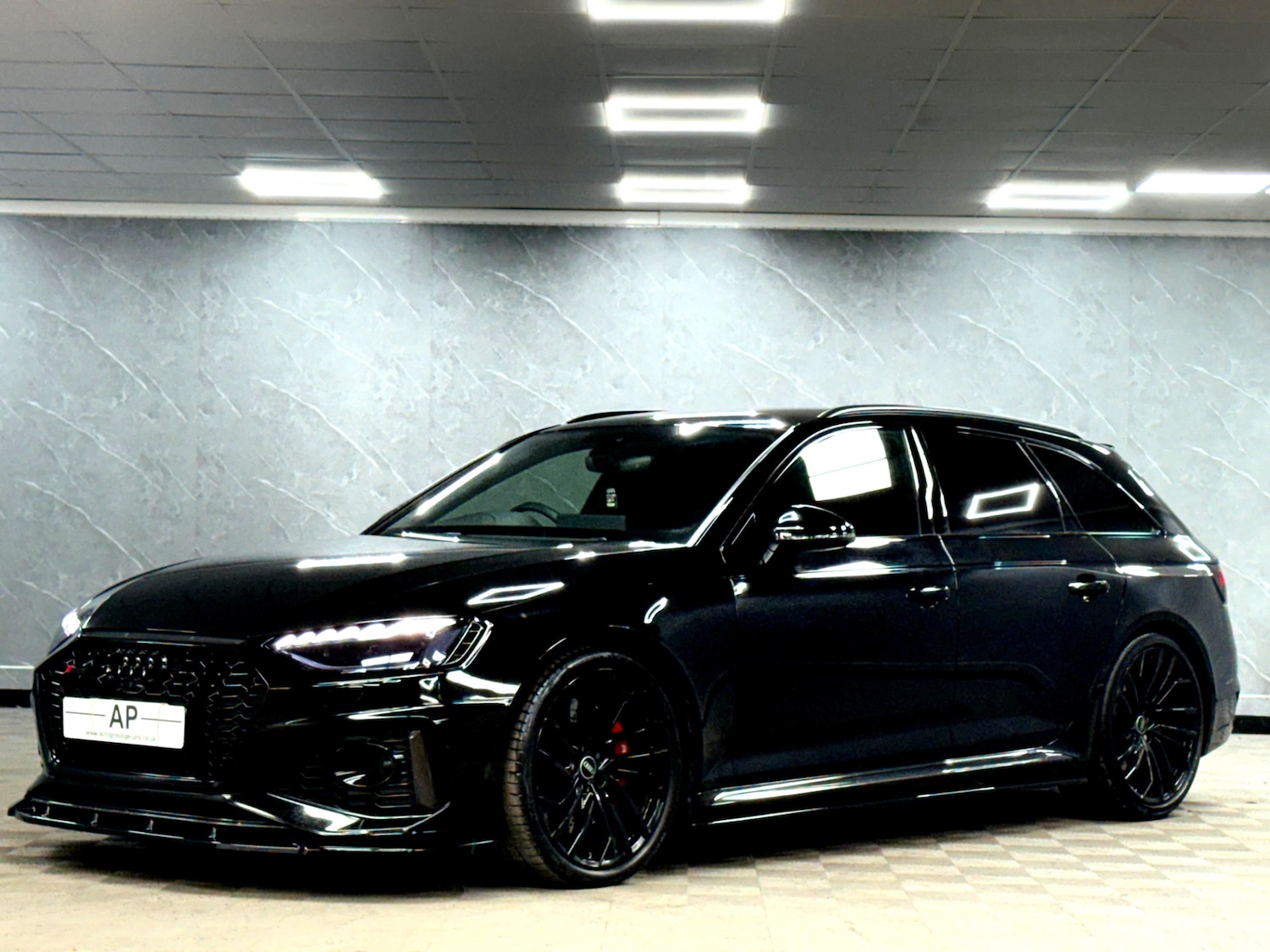 Used Audi RS4 Avant 2023 for sale - 77242008: Photo 16