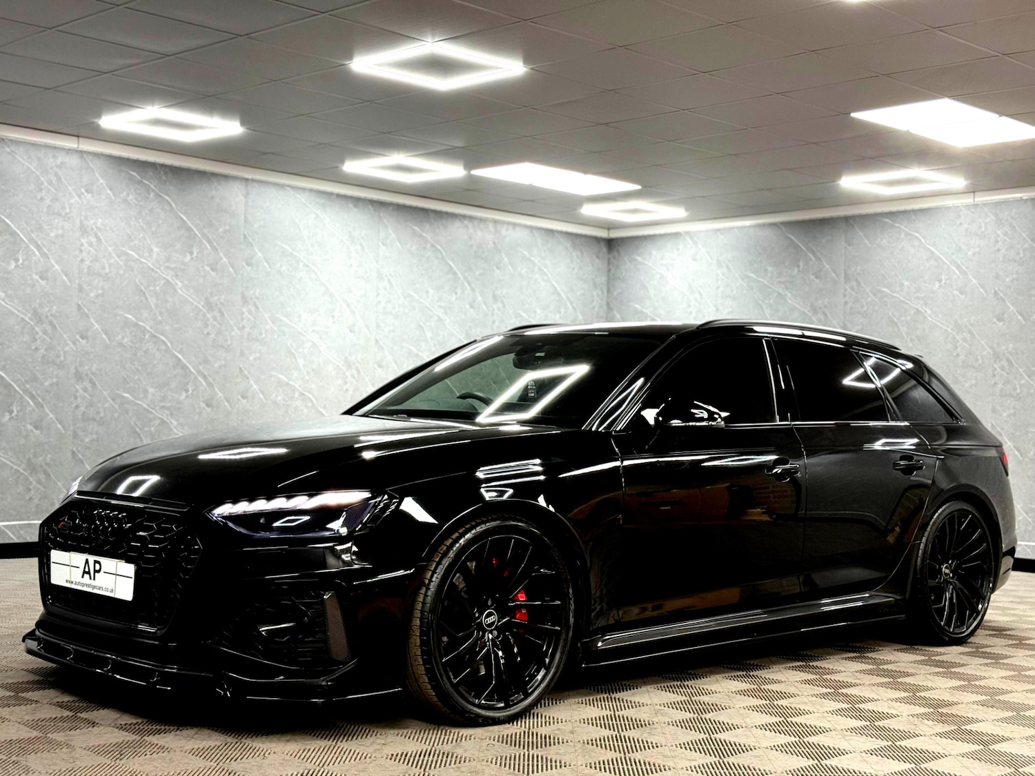 Used Audi RS4 Avant 2023 for sale - 77242008: Photo 18