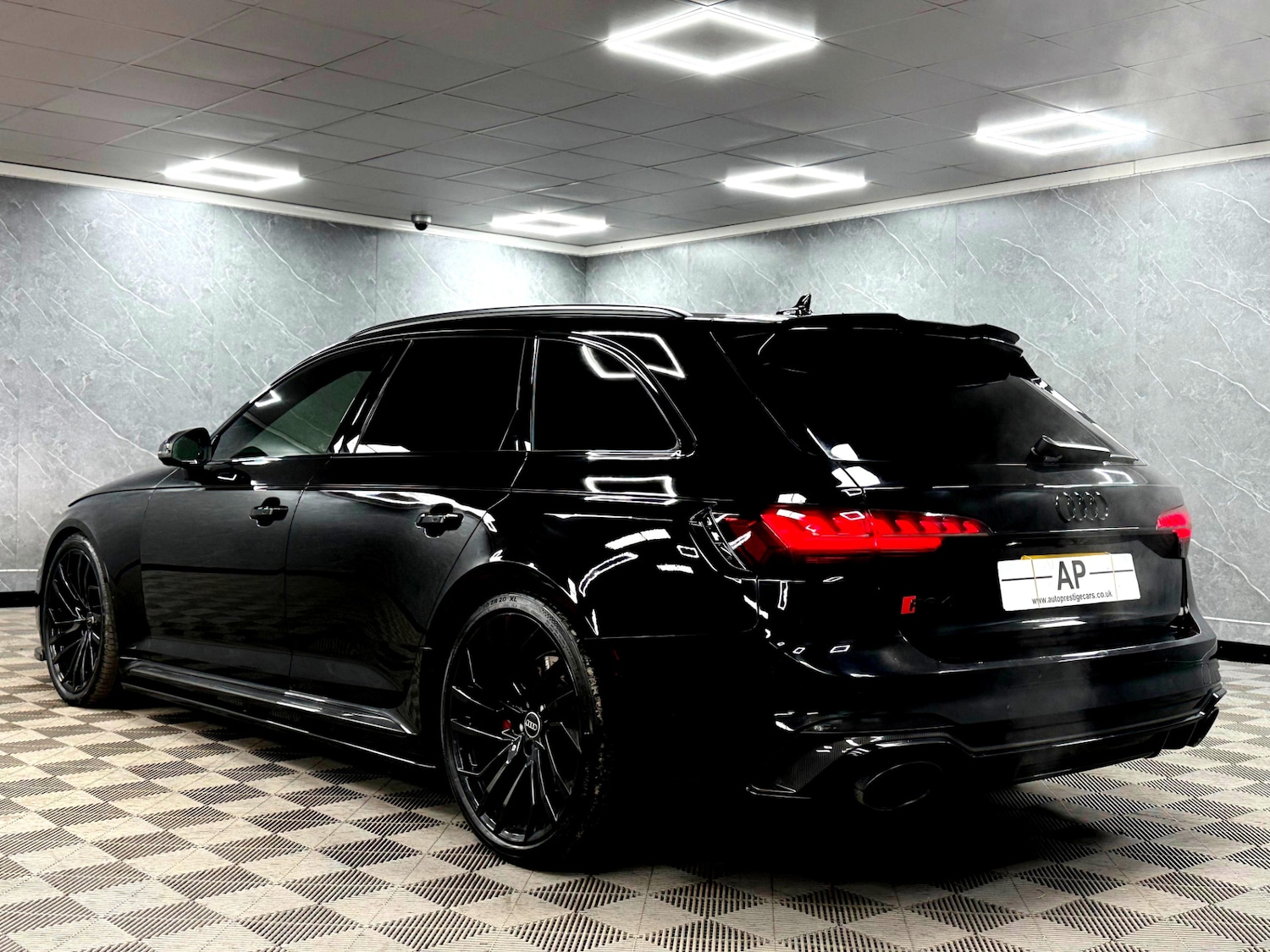 Used Audi RS4 Avant 2023 for sale - 77242008: Photo 20