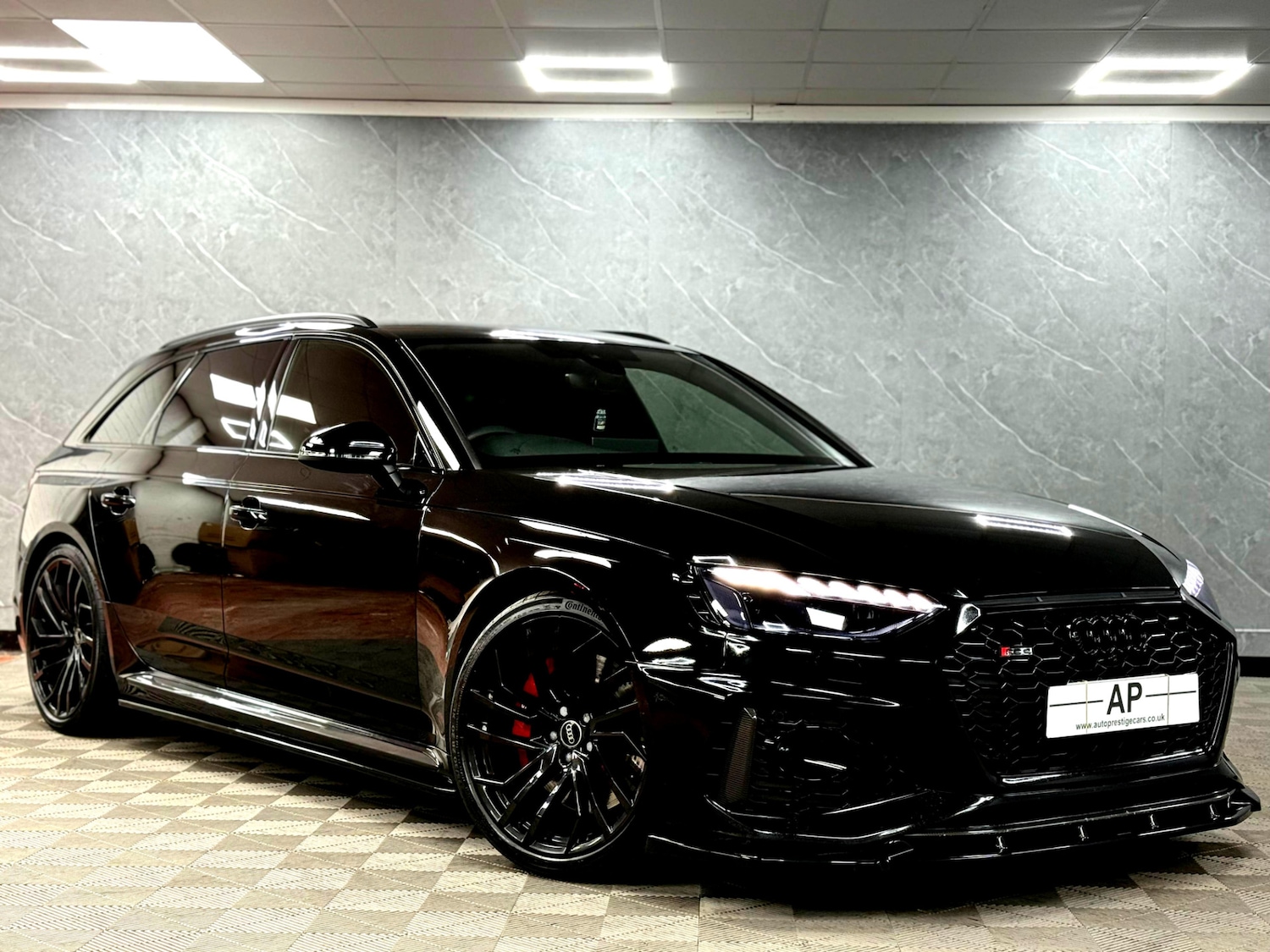 Used Audi RS4 Avant 2023 for sale - 77242008: Photo 25