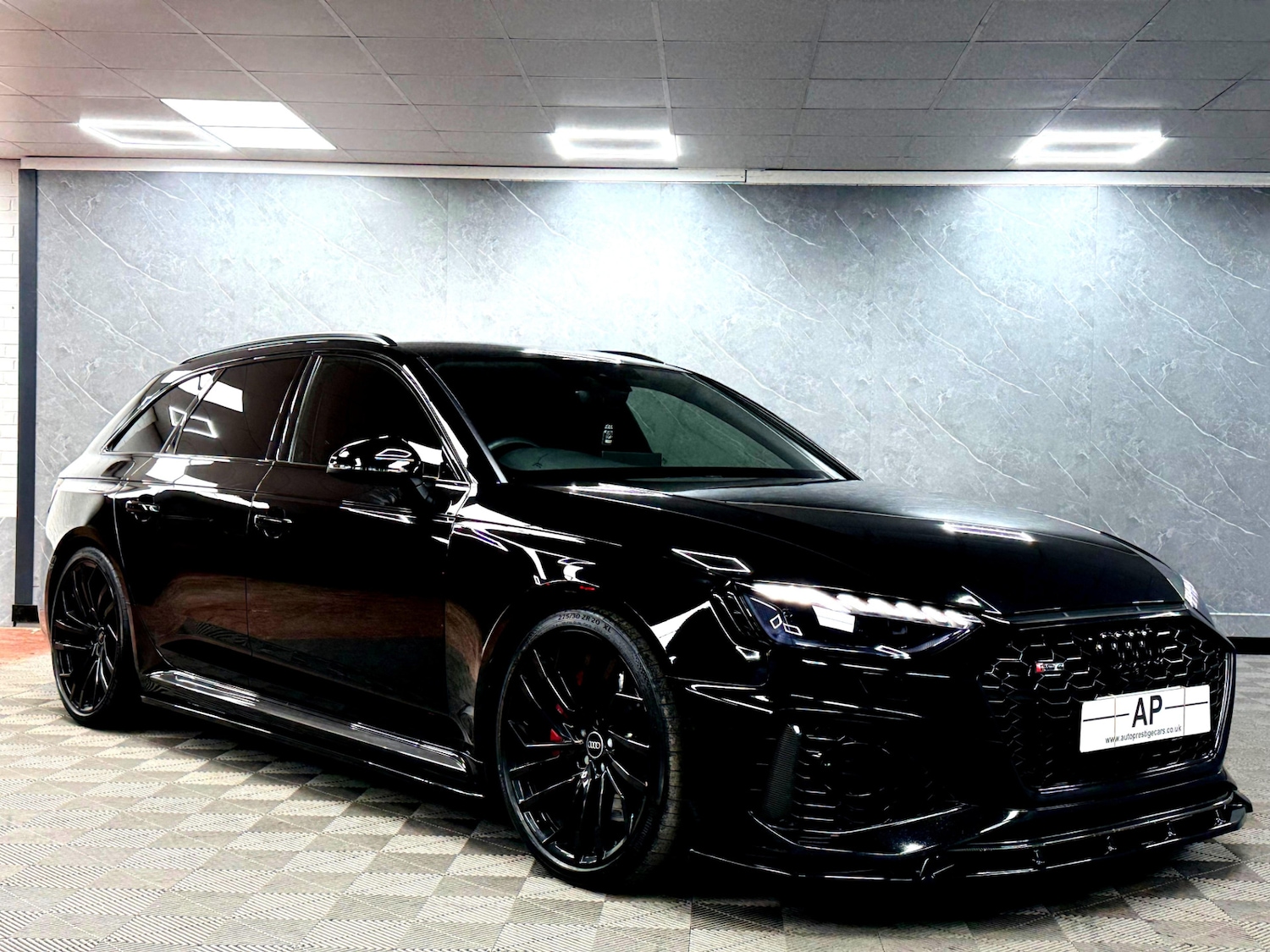 Used Audi RS4 Avant 2023 for sale - 77242008: Photo 4