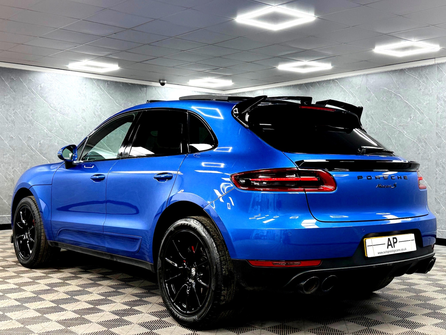 Used Porsche Macan 2017 for sale - 77242029: Photo 10