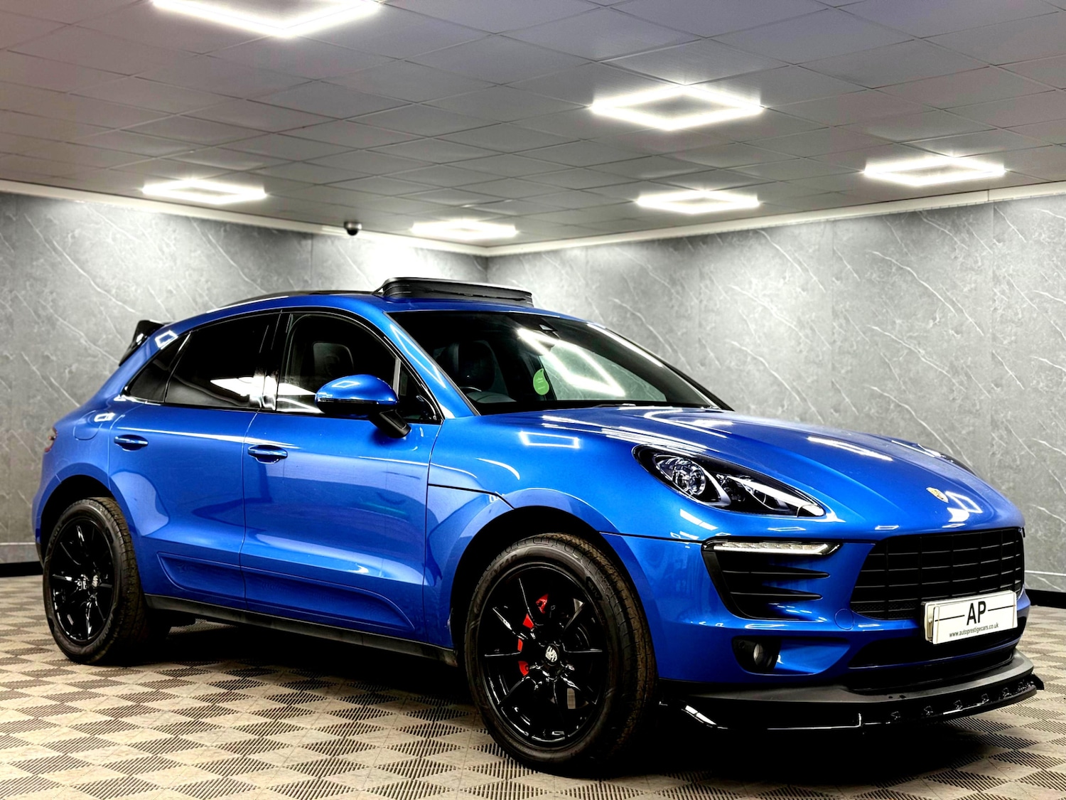 Used Porsche Macan 2017 for sale - 77242029: Photo 13
