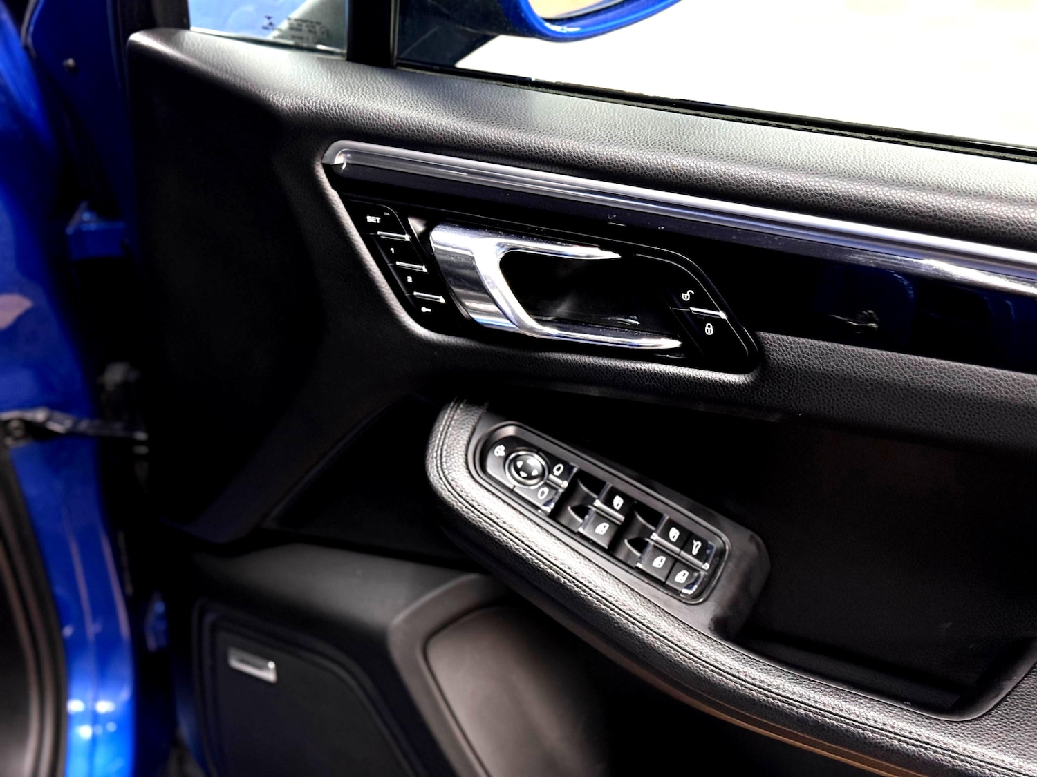 Used Porsche Macan 2017 for sale - 77242029: Photo 16