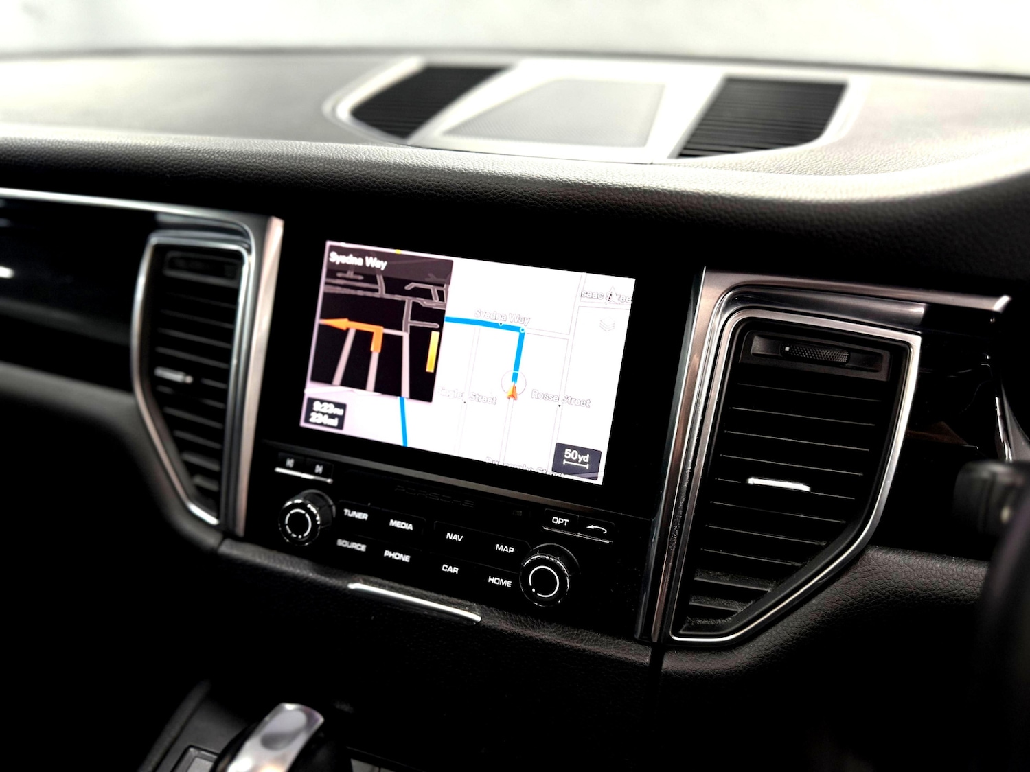 Used Porsche Macan 2017 for sale - 77242029: Photo 17