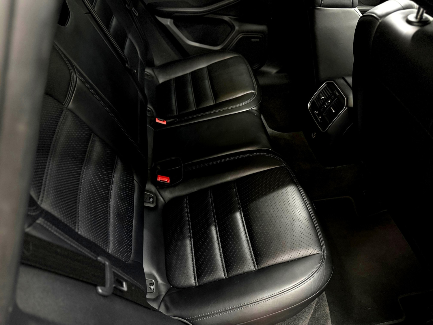 Used Porsche Macan 2017 for sale - 77242029: Photo 21