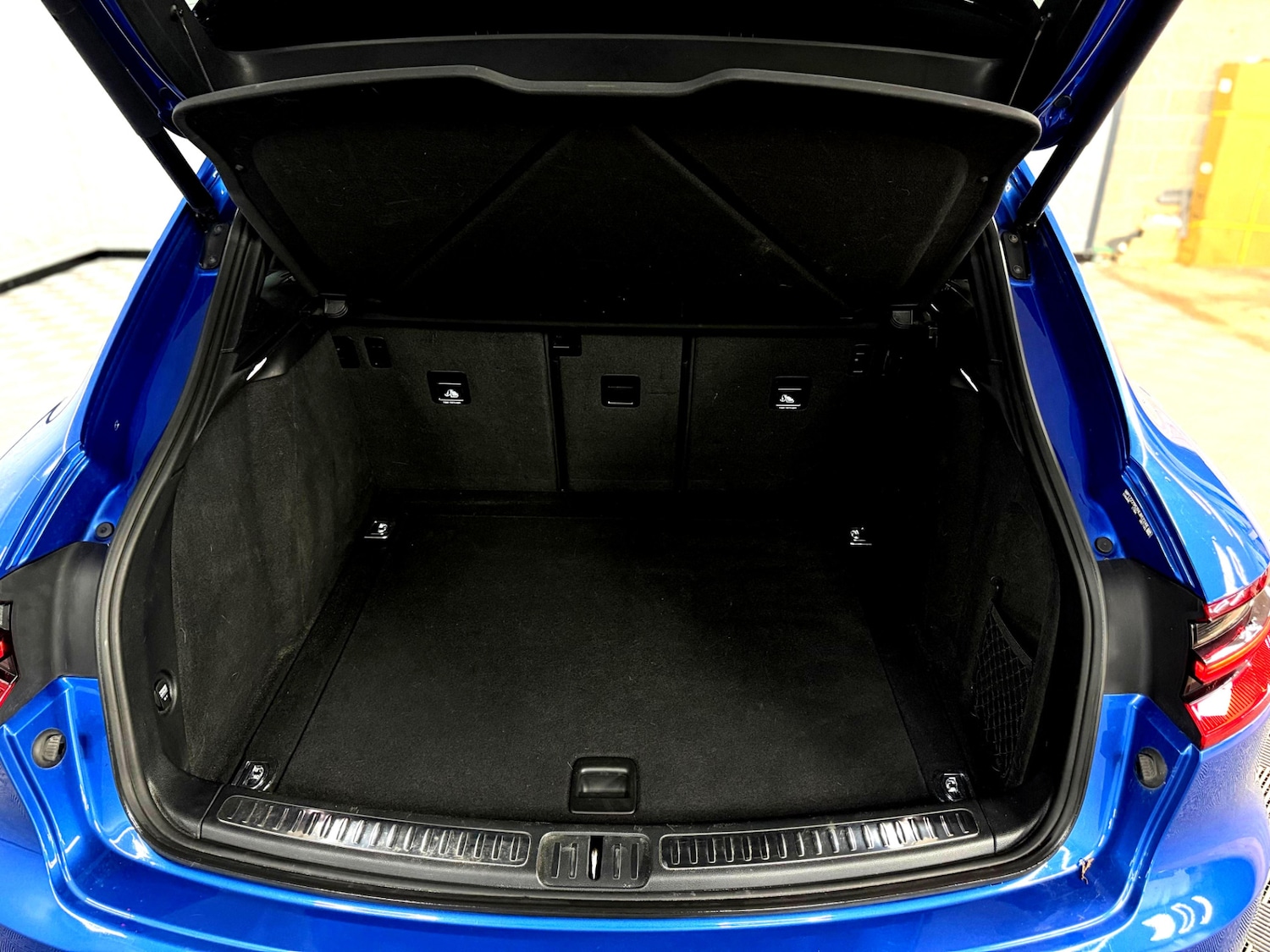 Used Porsche Macan 2017 for sale - 77242029: Photo 23