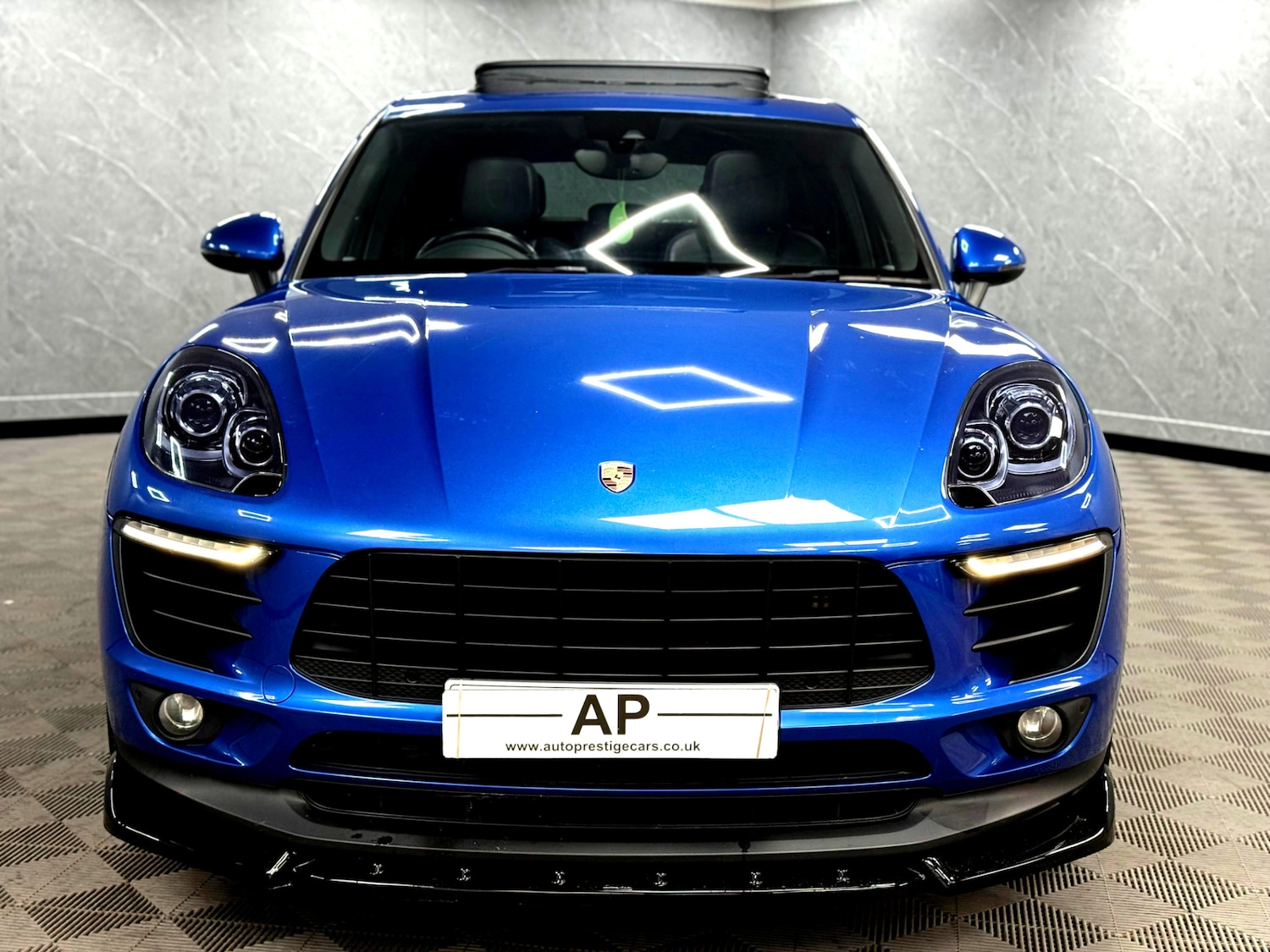 Used Porsche Macan 2017 for sale - 77242029: Photo 25