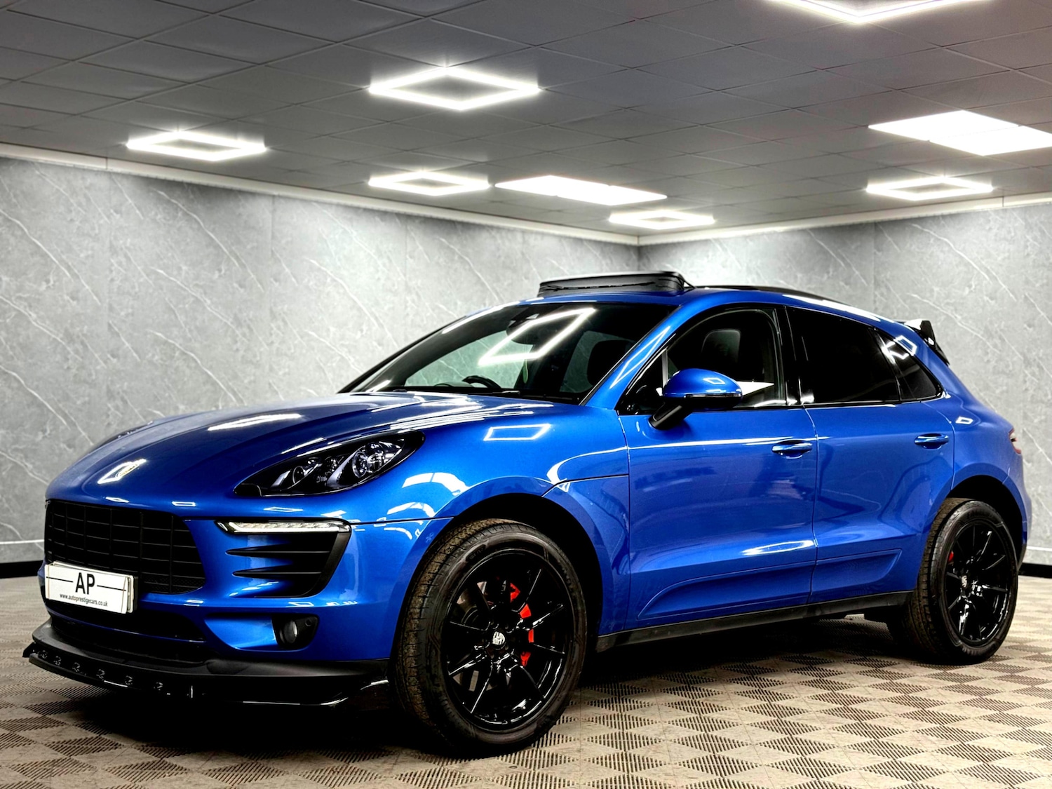 Used Porsche Macan 2017 for sale - 77242029: Photo 26