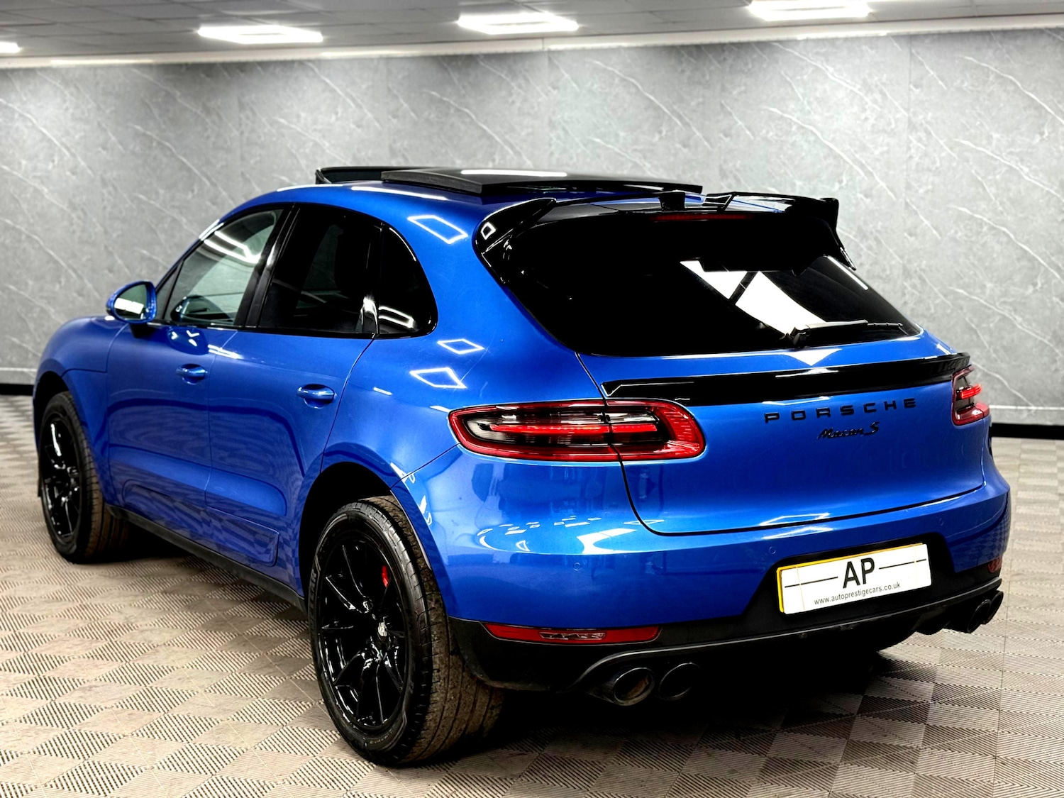 Used Porsche Macan 2017 for sale - 77242029: Photo 29