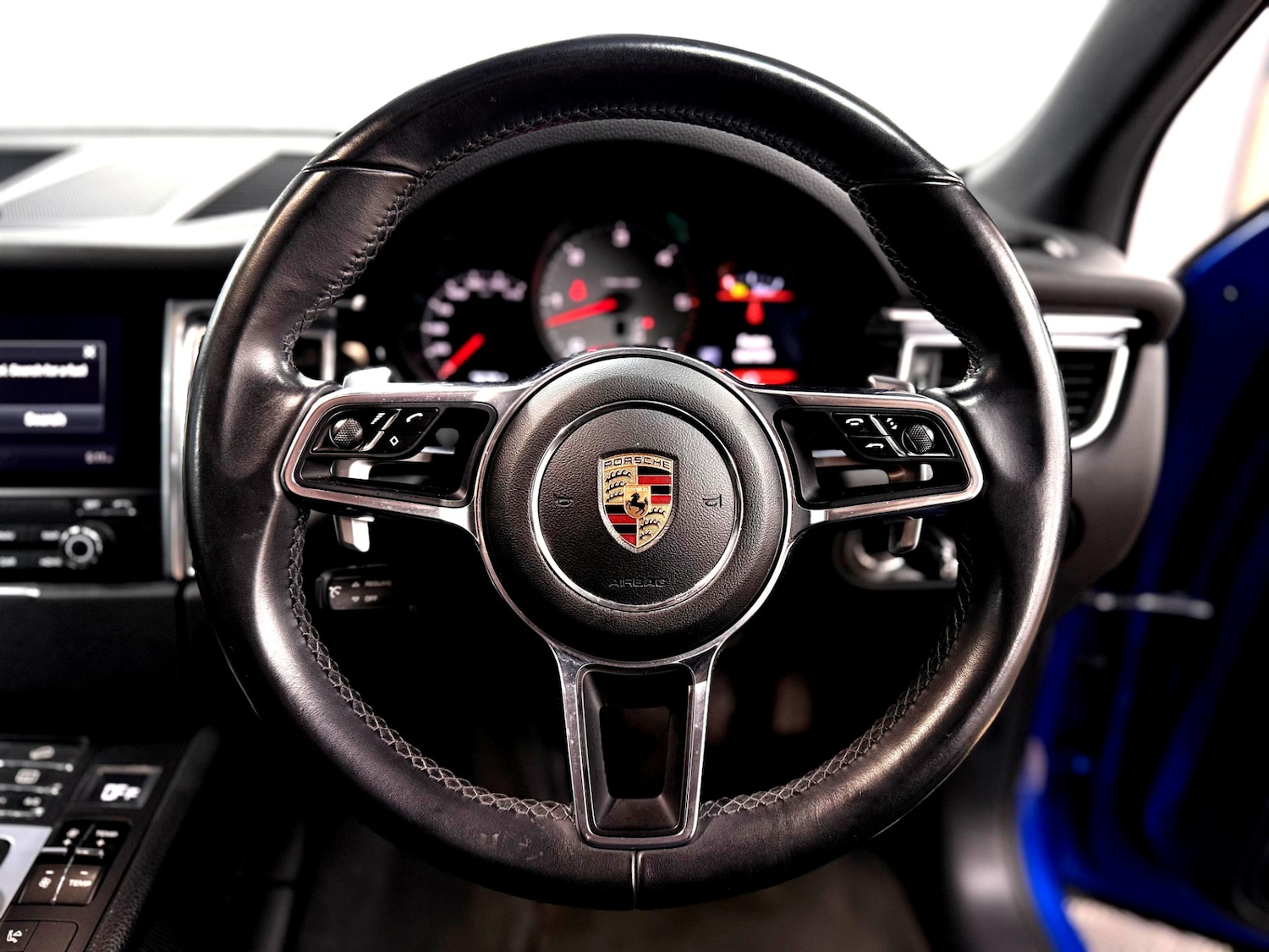 Used Porsche Macan 2017 for sale - 77242029: Photo 31