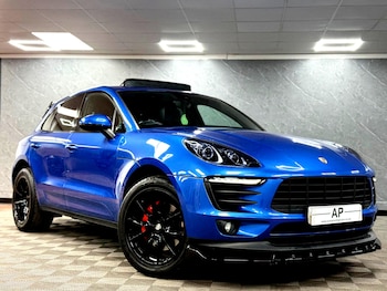 Used Porsche Macan 2017 for sale - 77242029: Photo