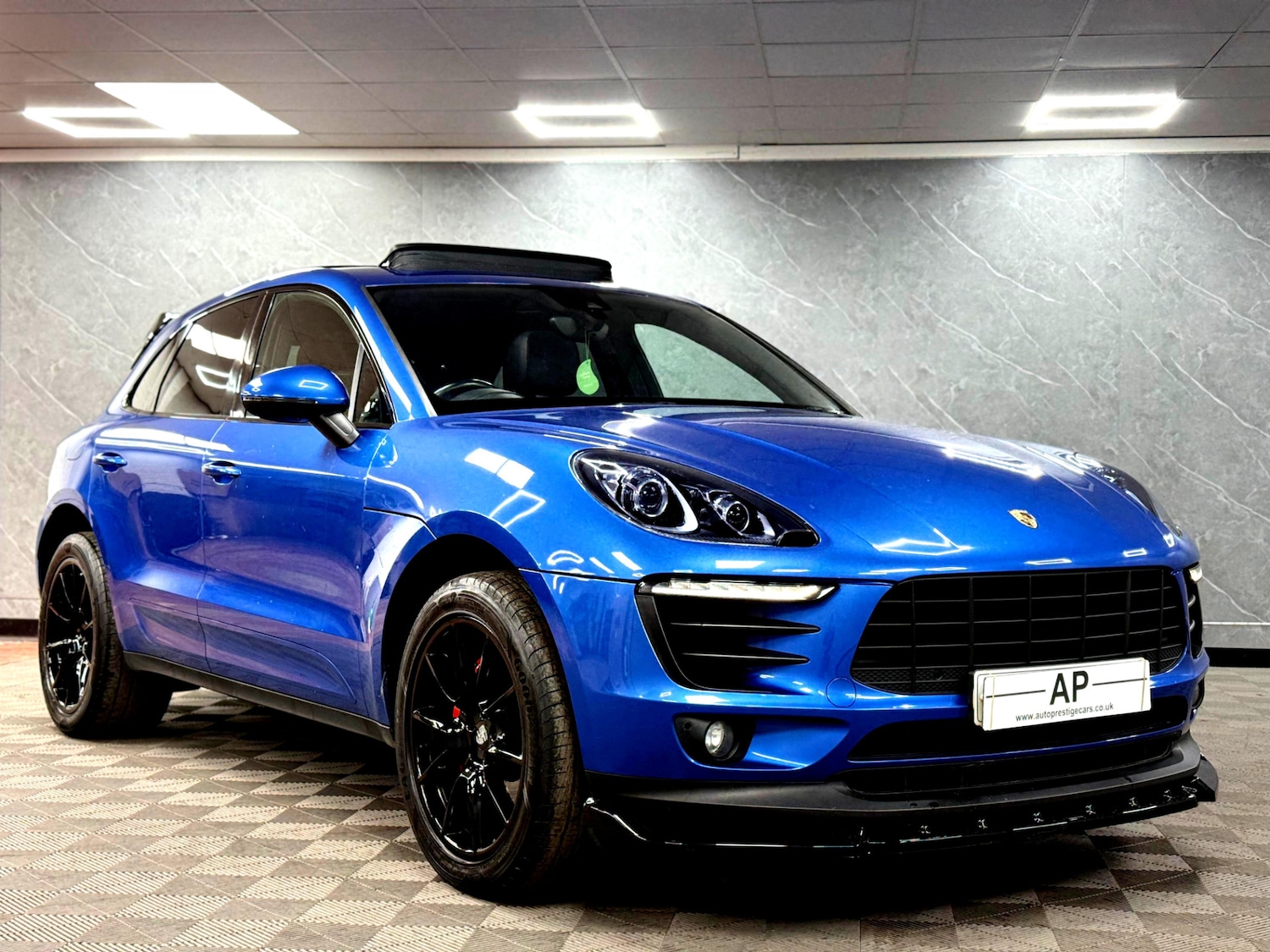 Used Porsche Macan 2017 for sale - 77242029: Photo 5