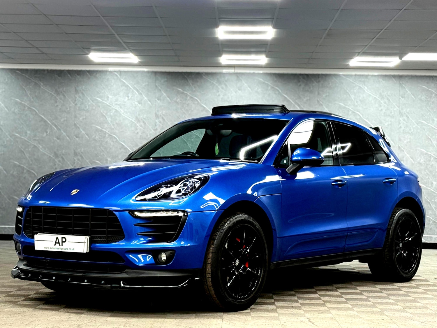 Used Porsche Macan 2017 for sale - 77242029: Photo 8