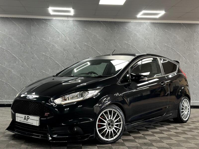 Used Ford Fiesta 2013 for sale - 78150336: Photo 3