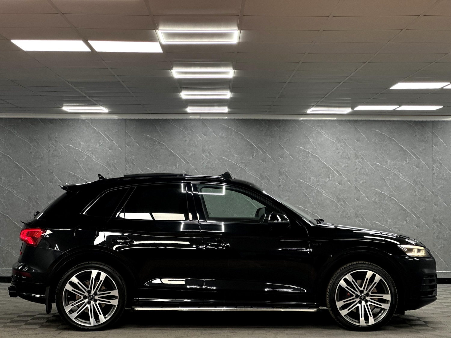 Used Audi Q5 2018 for sale - 77113841: Photo 15