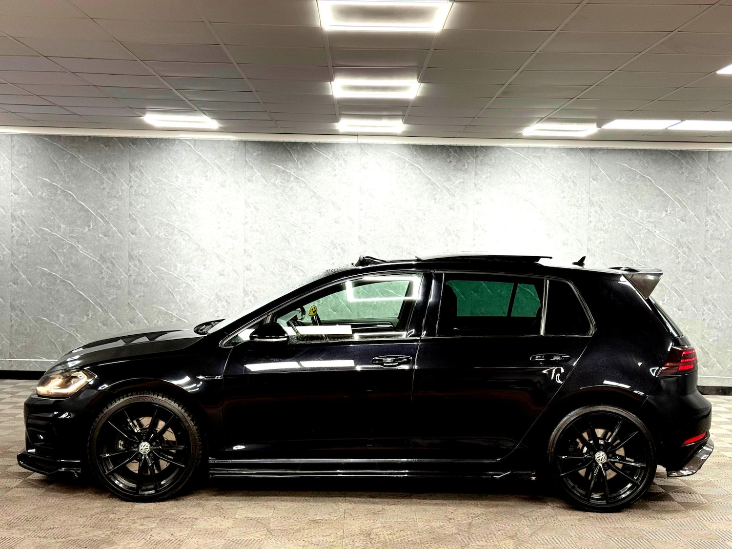 Used Volkswagen Golf 2019 for sale - 77399590: Photo 8