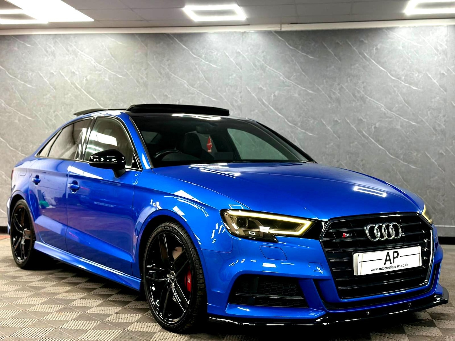 Used Audi A3 2018 for sale - 77438159: Photo 2
