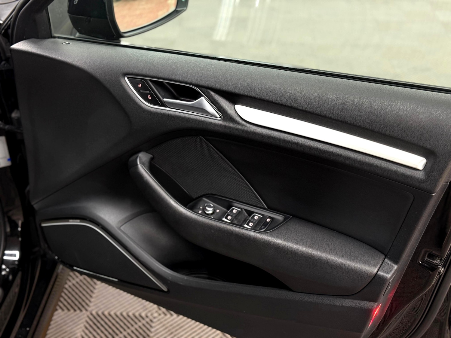 Used Audi S3 2015 for sale - 77201715: Photo 17