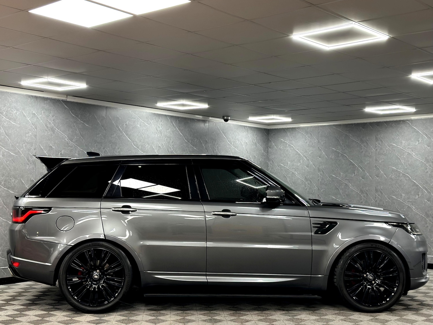 Used Land Rover Range Rover Sport 2018 for sale - 76664582: Photo 14