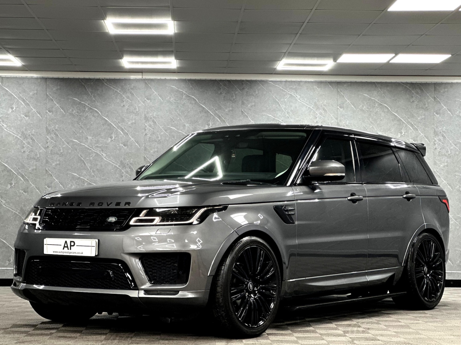 Used Land Rover Range Rover Sport 2018 for sale - 76664582: Photo 3