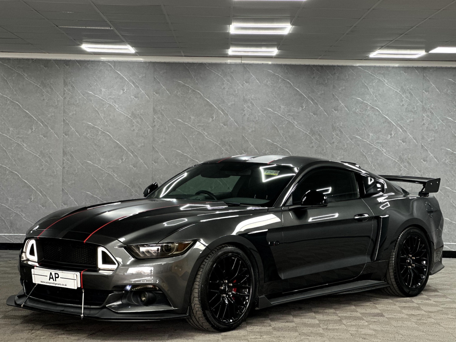 Used Ford Mustang 2016 for sale - 77803496: Photo 2