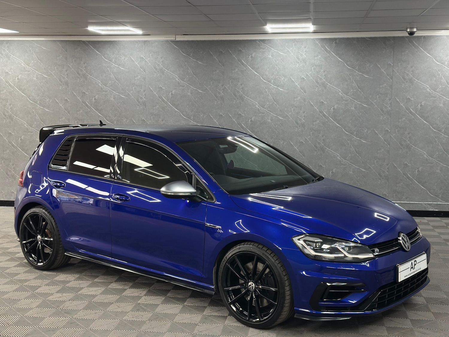 Used Volkswagen Golf 2018 for sale - 76179120: Photo 5