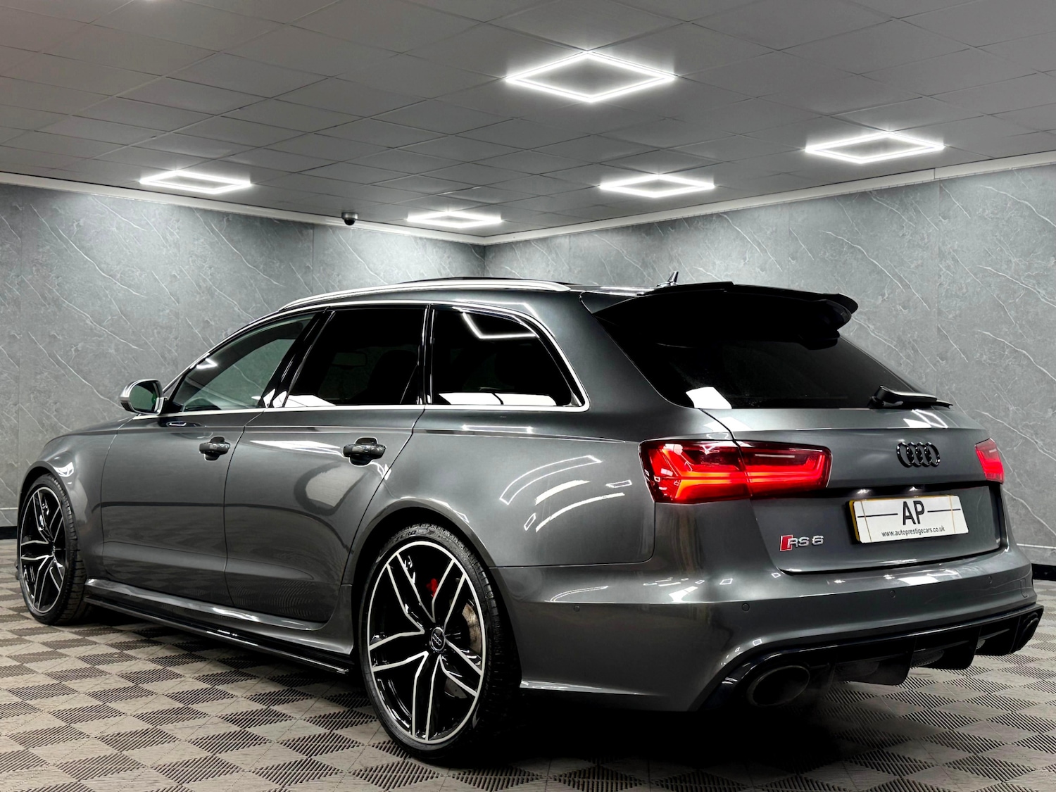 Used Audi RS6 2015 for sale - 76671726: Photo 21