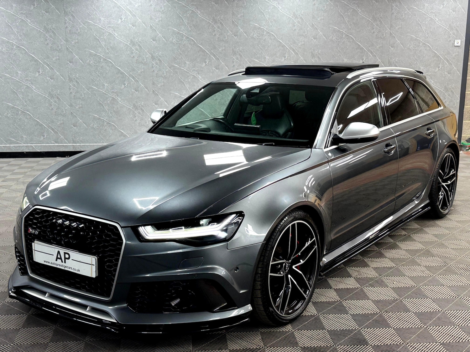Used Audi RS6 2015 for sale - 76671726: Photo 23