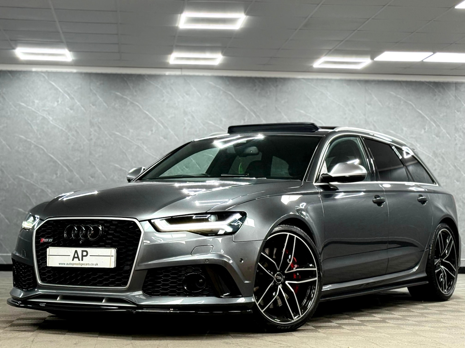 Used Audi RS6 2015 for sale - 76671726: Photo 3