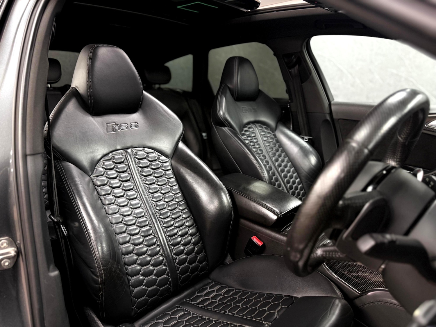 Used Audi RS6 2015 for sale - 76671726: Photo 39