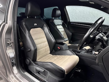 Used Volkswagen Golf 2015 for sale - 76893202: Photo