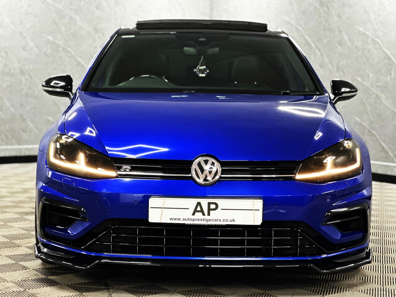 Used Volkswagen Golf 2018 for sale - 78085122: Photo 9