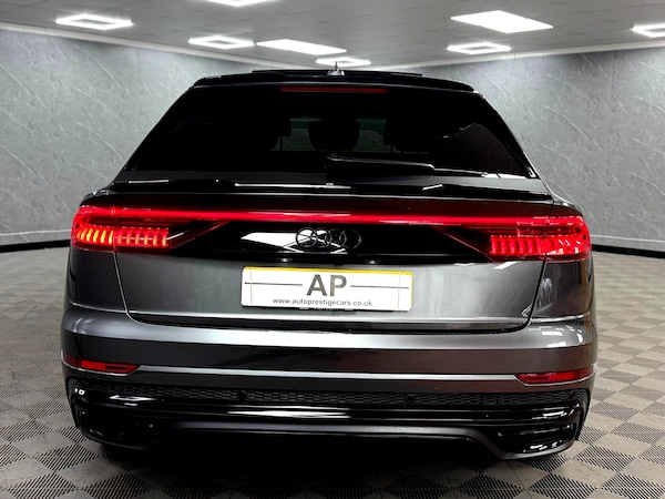Used Audi Q8 2019 for sale - 76250810: Photo 12