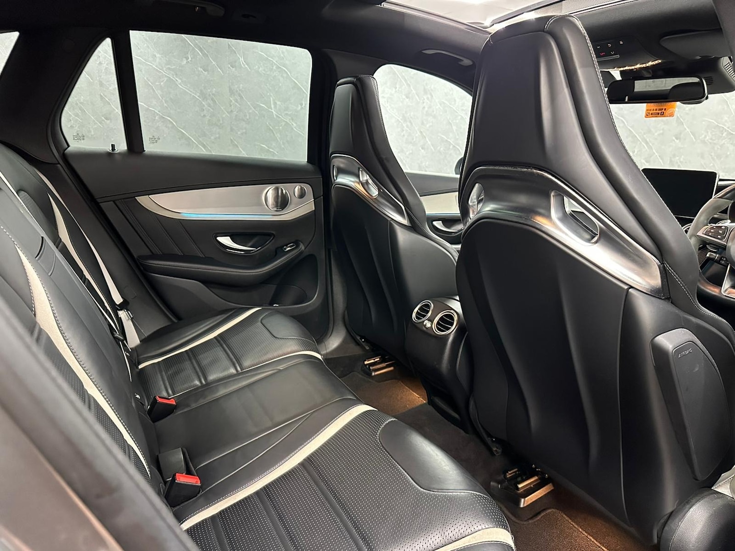 Used Mercedes-Benz GLC 2019 for sale - 76885247: Photo 14