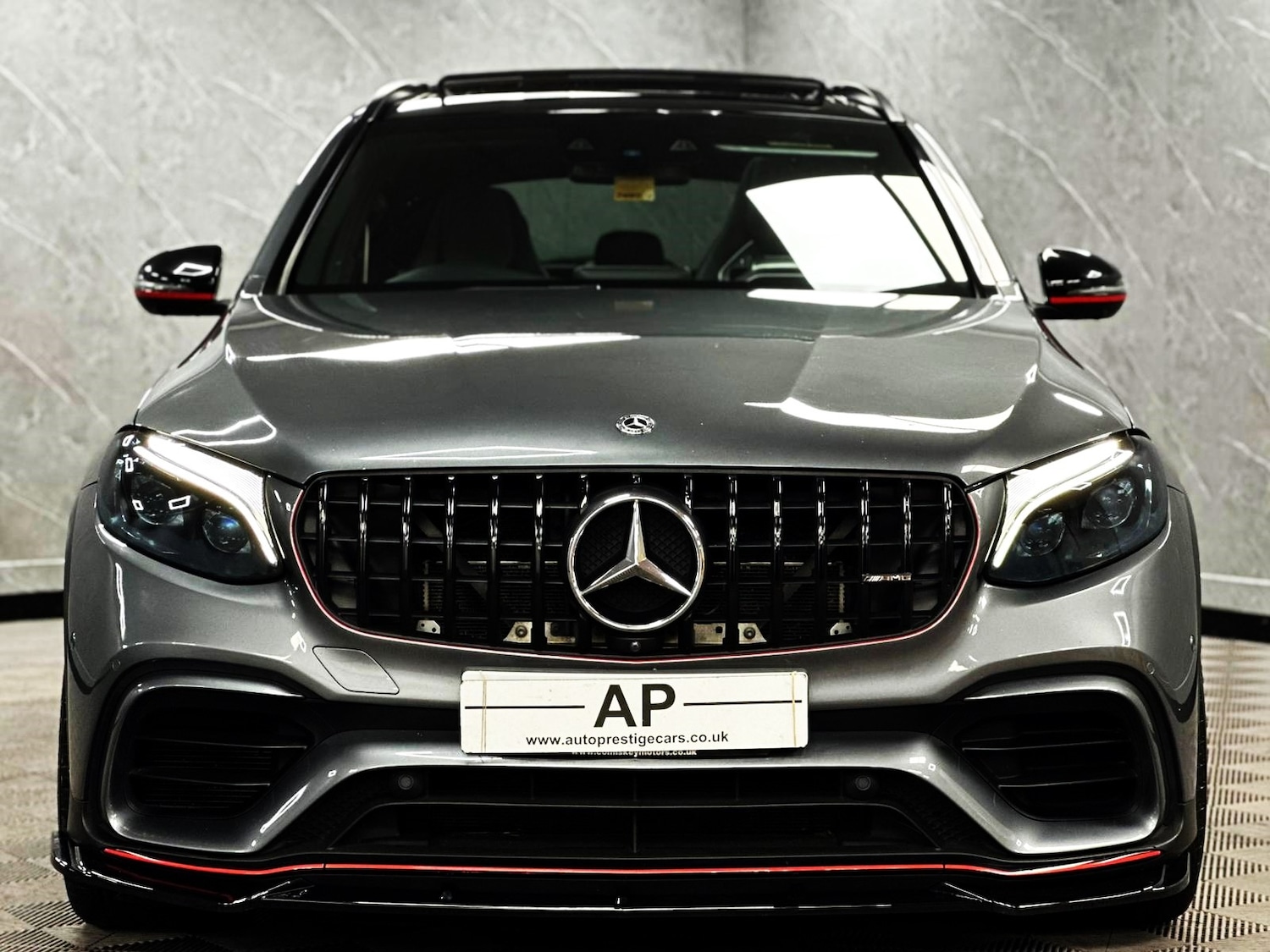 Used Mercedes-Benz GLC 2019 for sale - 76885247: Photo 4