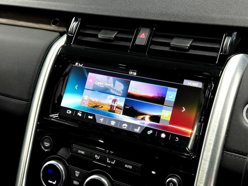 Used Land Rover Discovery 2017 for sale - 78150363: Photo 46