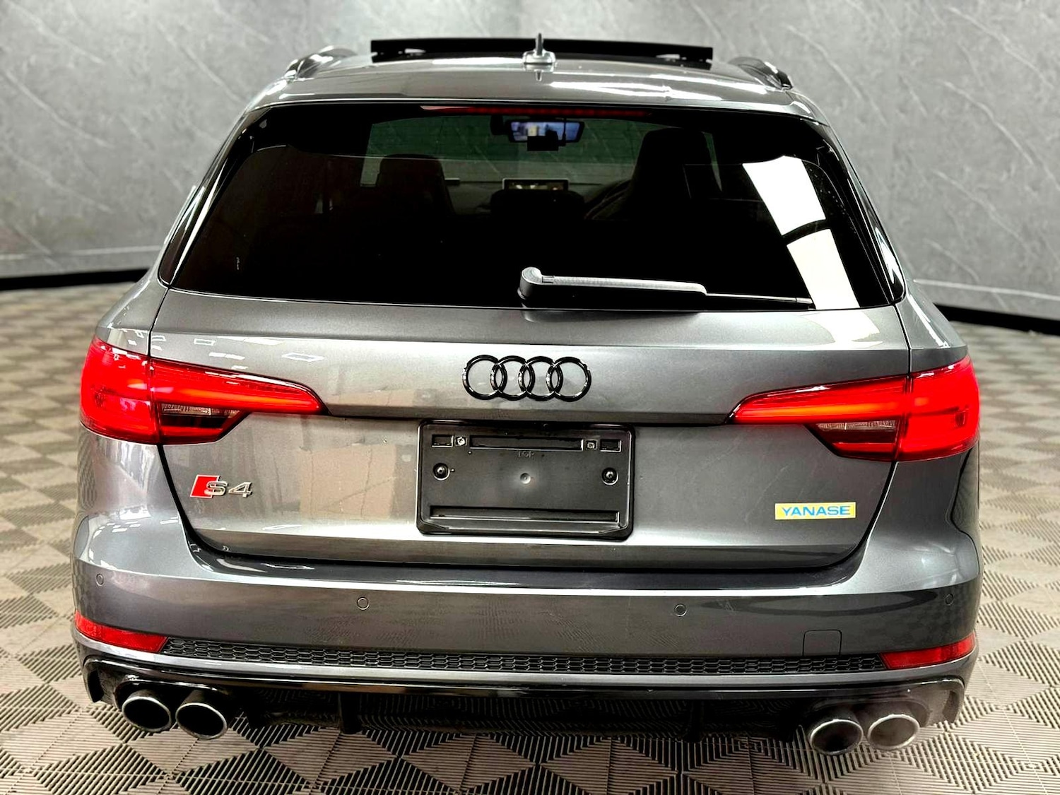 Used Audi S4 Avant 2016 for sale - 77611364: Photo 17