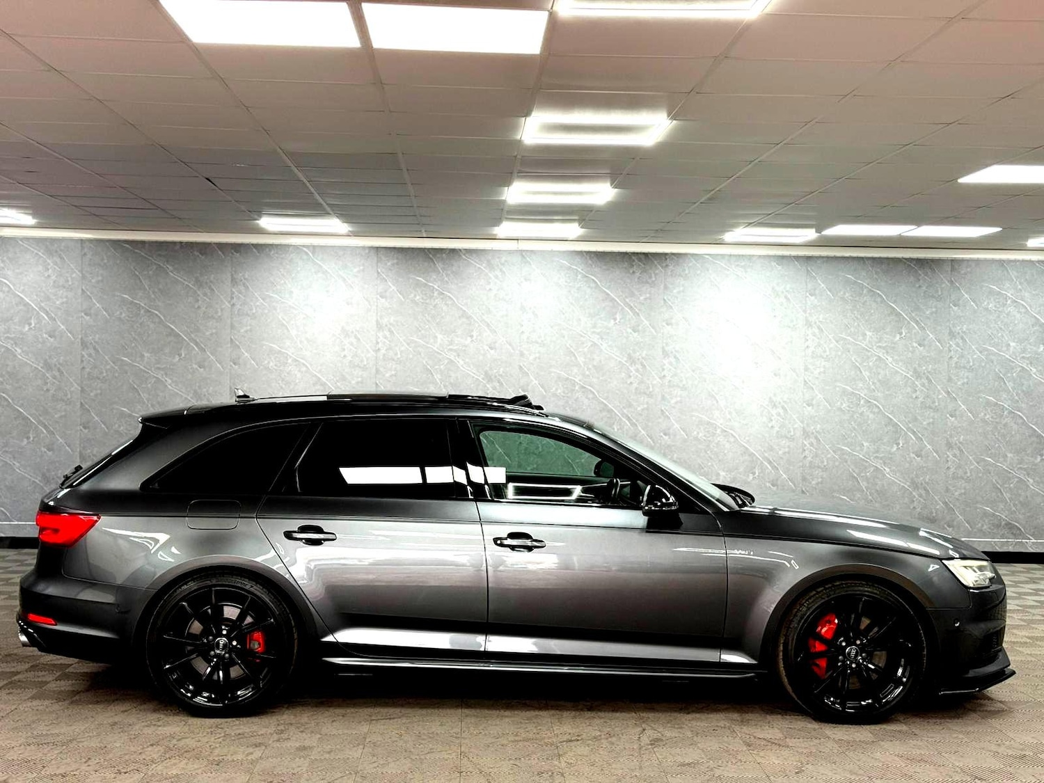 Used Audi S4 Avant 2016 for sale - 77611364: Photo 19