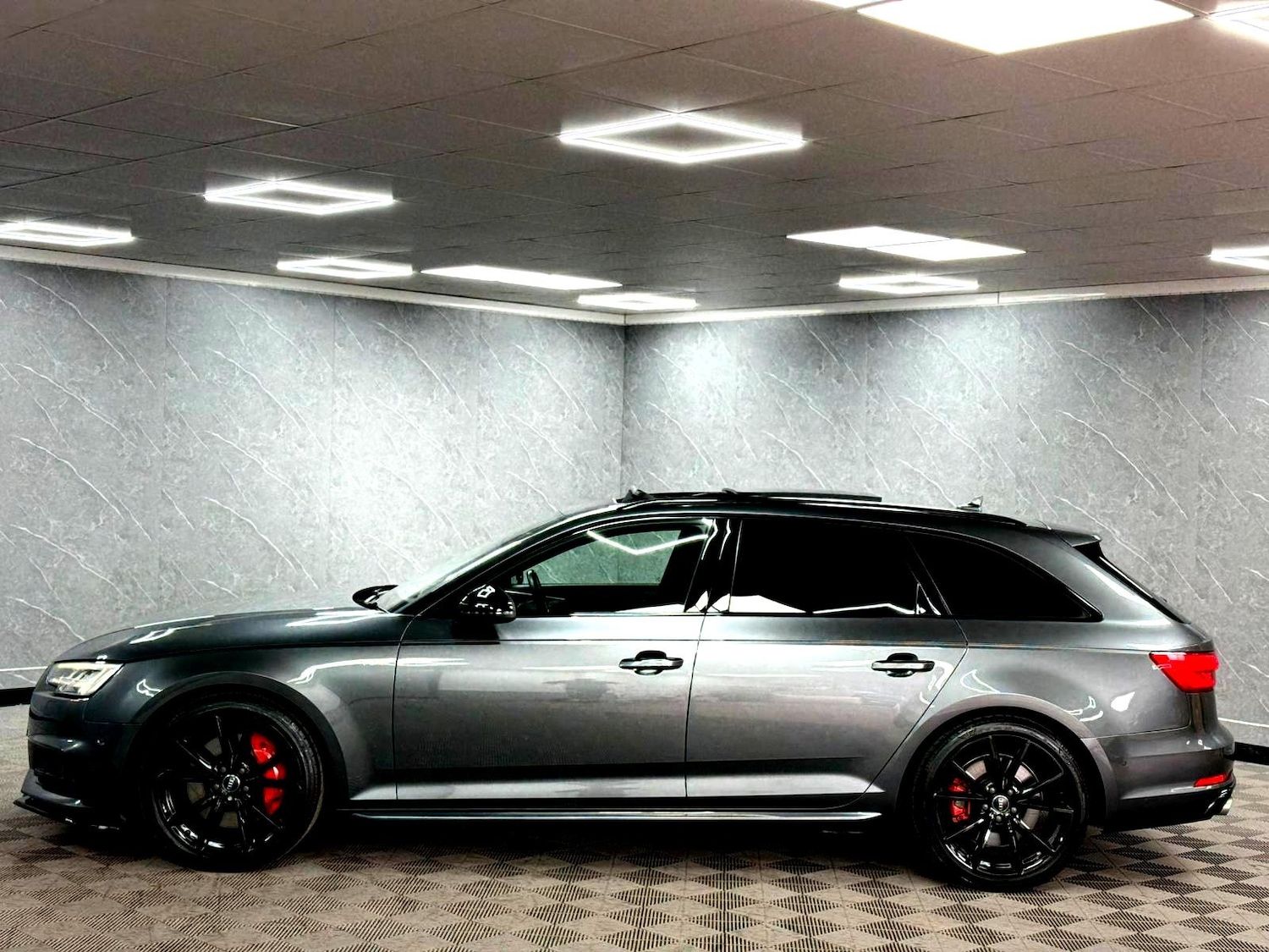 Used Audi S4 Avant 2016 for sale - 77611364: Photo 27