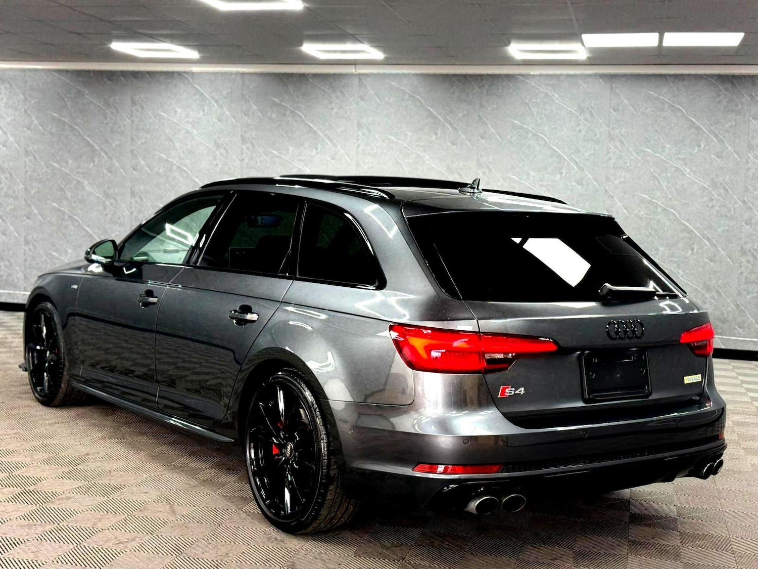 Used Audi S4 Avant 2016 for sale - 77611364: Photo 28