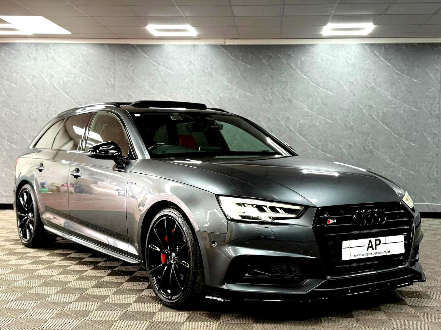 Used Audi S4 Avant 2016 for sale - 77611364: Photo 5