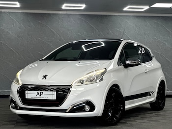 Used Peugeot 208 2015 for sale - 75972489: Photo