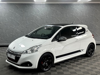 Used Peugeot 208 2015 for sale - 75972489: Photo