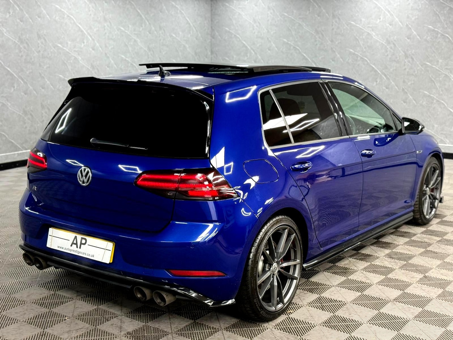 Used Volkswagen Golf 2019 for sale - 76759721: Photo 35